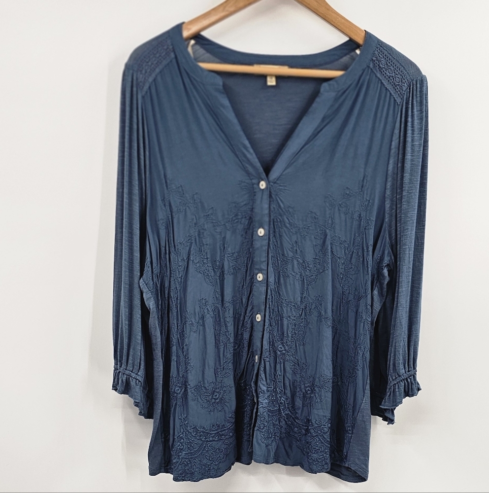 Democracy Blue Blouse Size 1X